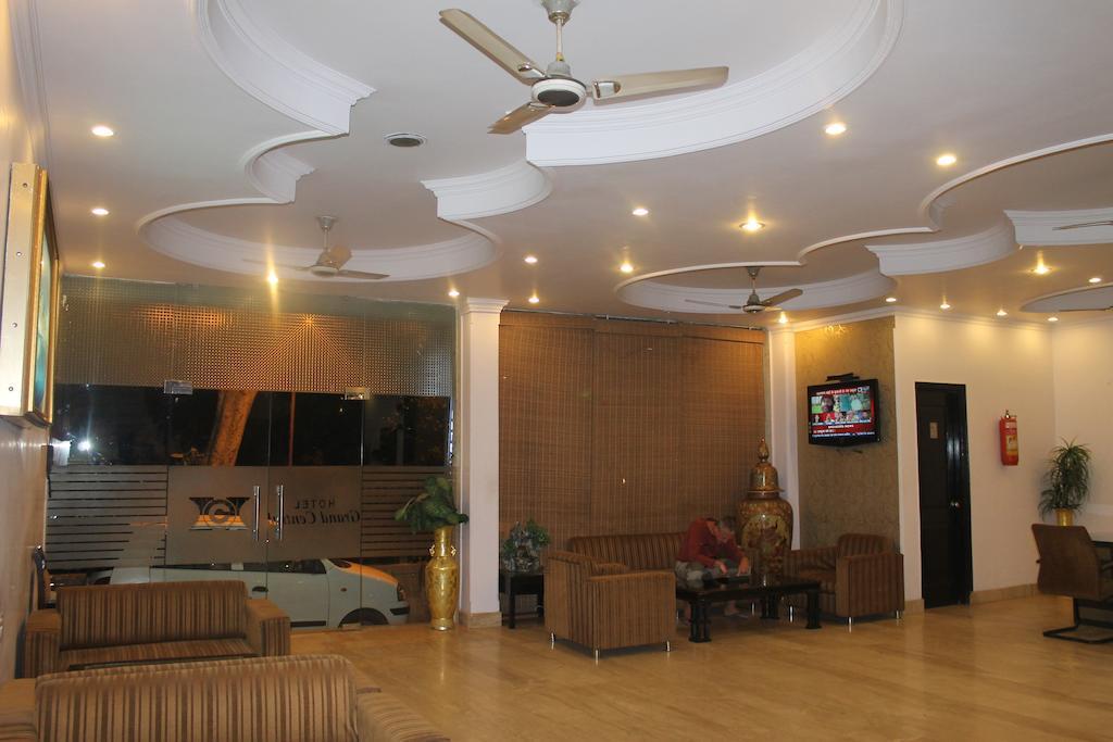 Hotel O Grand Central Дели Экстерьер фото