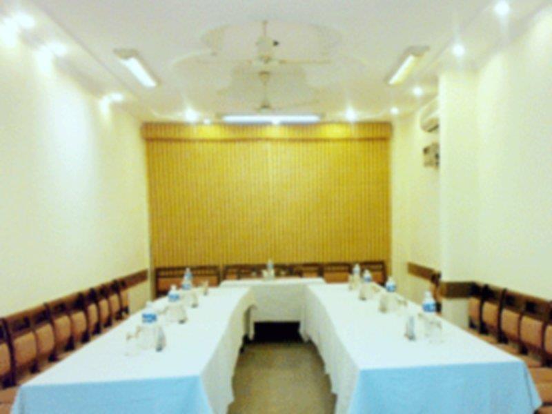 Hotel O Grand Central Дели Экстерьер фото